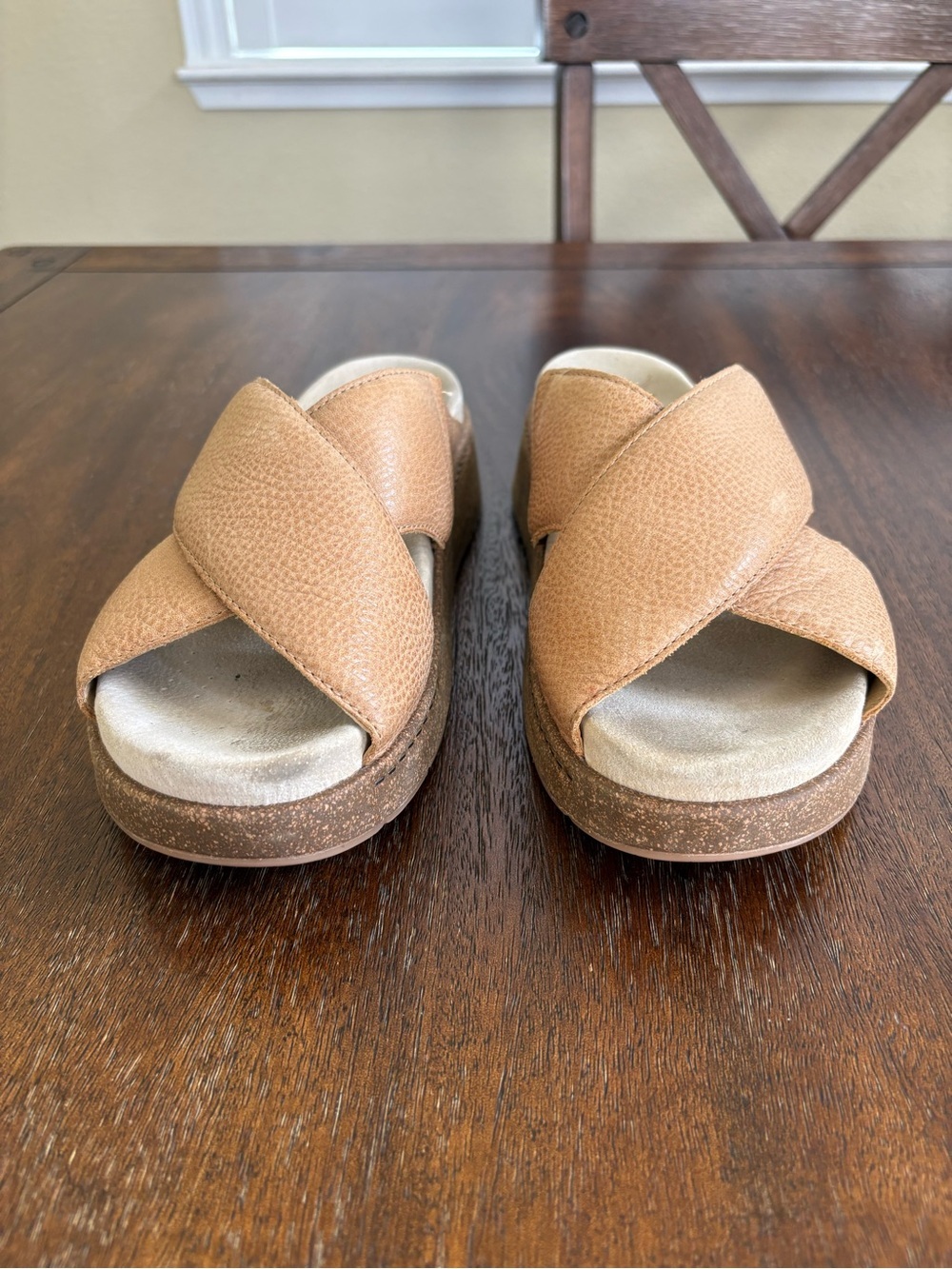 Dansko Women EU 41 Bridget Distressed Honey Leather Platform Slides Sandal Shoes - Picture 3 of 8